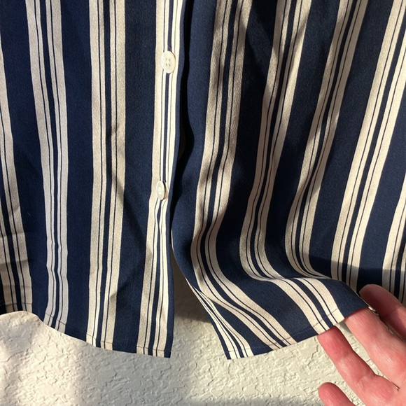 Dana Buchman 100% Silk Navy & Cream Stripes Nautica Mid-Sleeves Blouse womens 14 - Picture 10 of 13